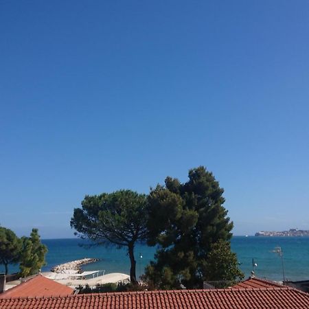 Alloggio Panoramico Sul Mare Di Vindicio Formia Exterior foto